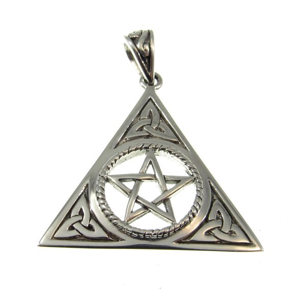 Solid 925 Sterling Silver Pentacle with Celtic Trinity Knot Pyramid Pendant - Picture 1 of 5